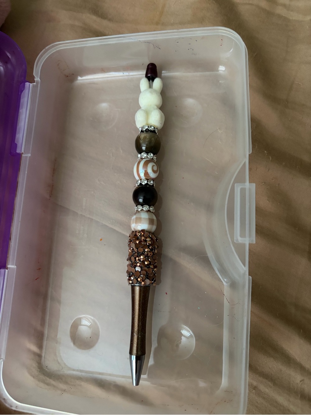 Brown & Cream Flocked Bunny Pen
